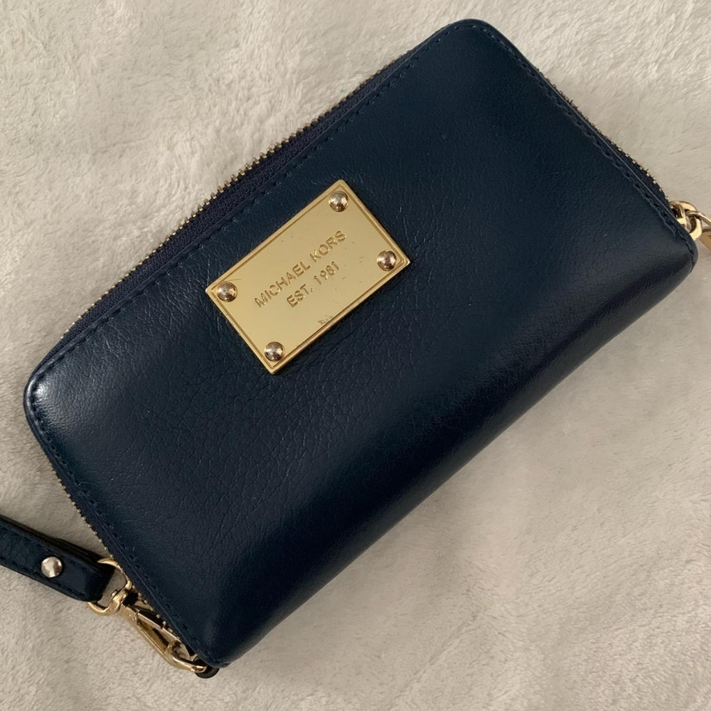 Michael Kors Wristlet